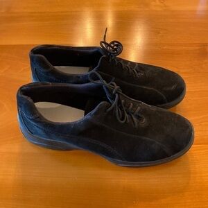 𝅺euro Sole Lace Up Suede Casual Shoe Black Sz 7.5